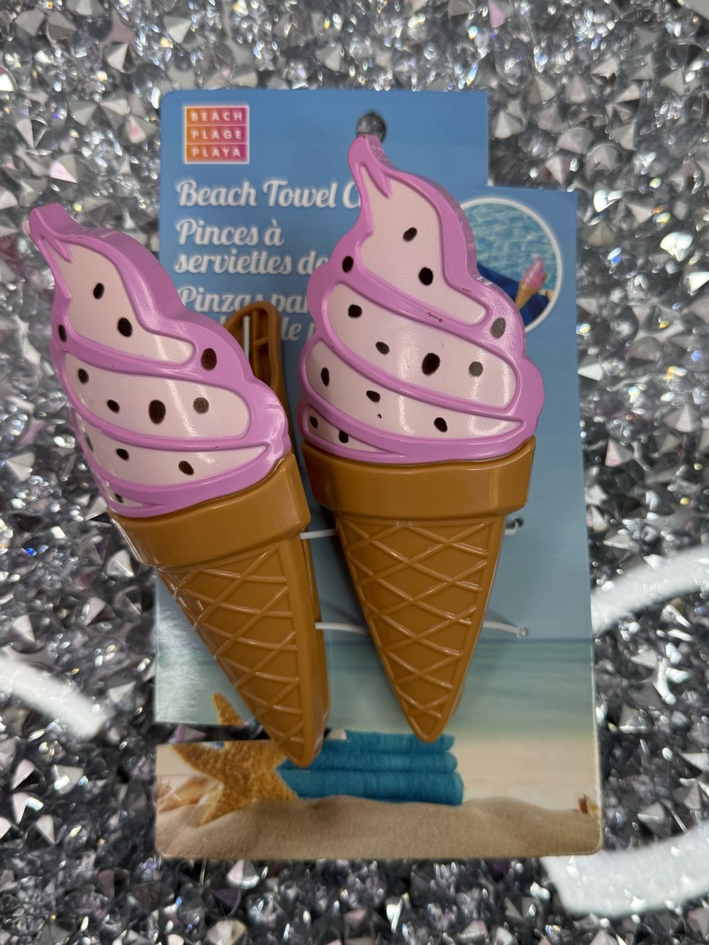 Beach Towel Clips - Ice Cream Cone Design in Pink and Brown brand new clips